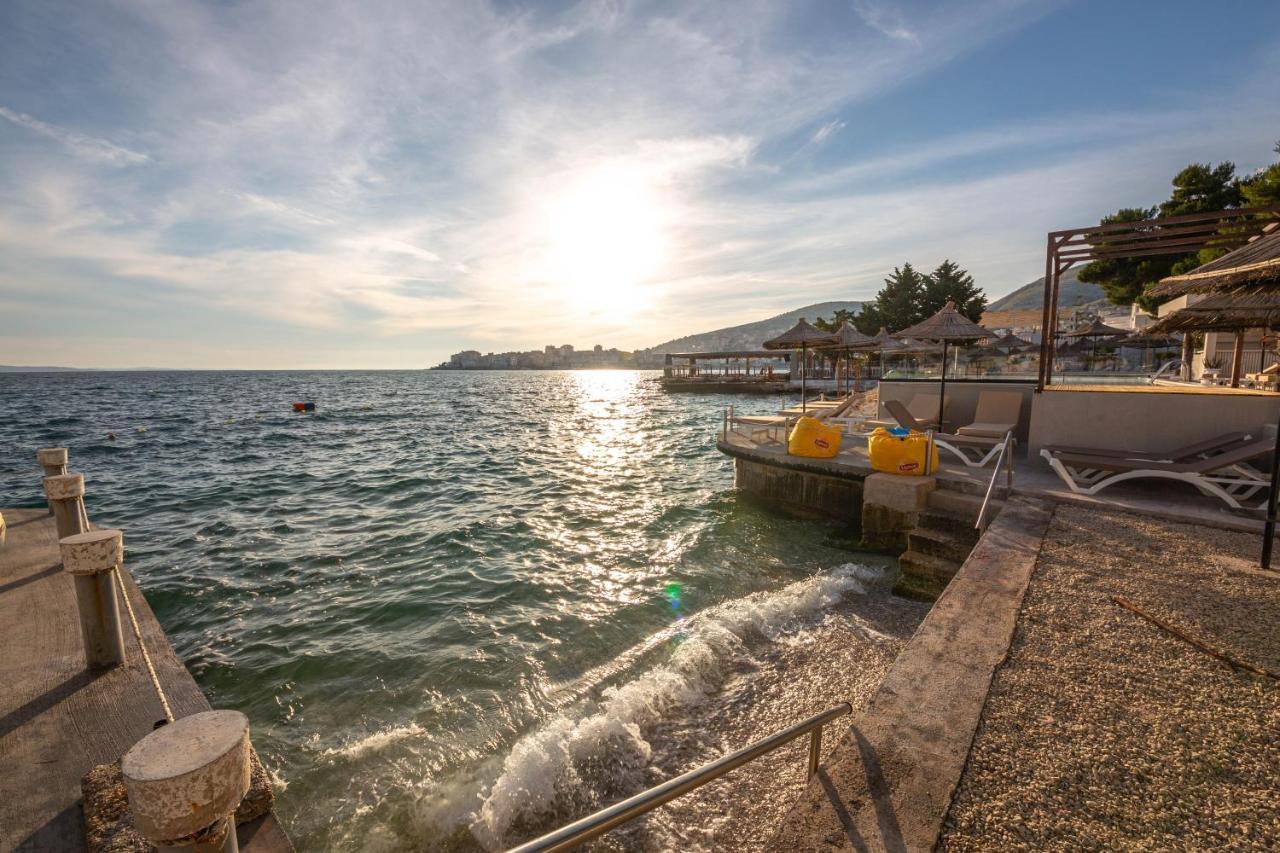 亚若奥酒店 Sarandë 外观 照片