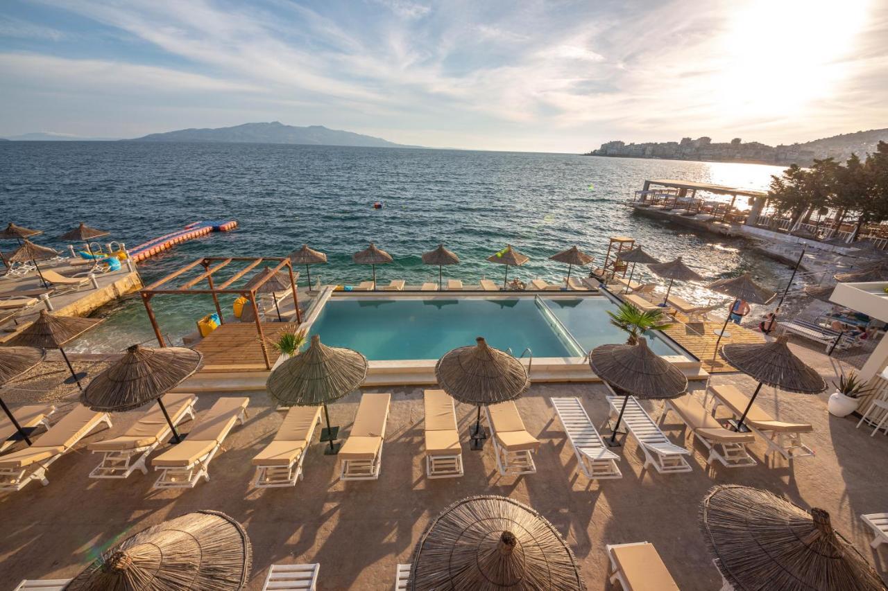 亚若奥酒店 Sarandë 外观 照片